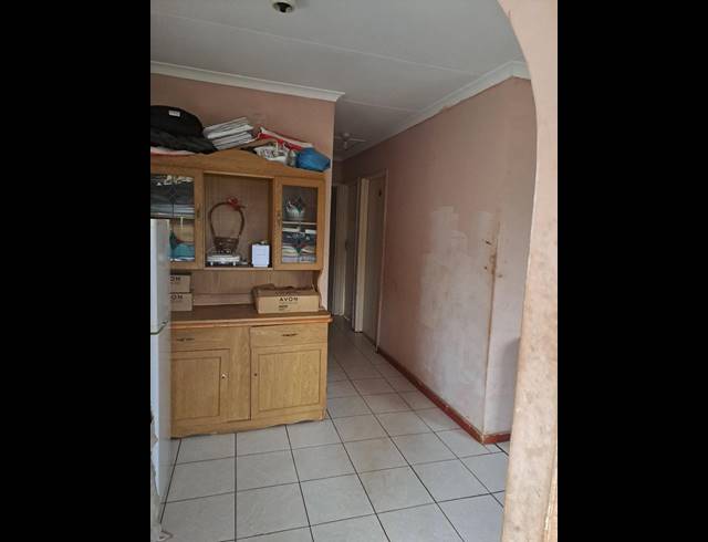 3 BEDROOM FREESTANDING FOR SALE IN PANORAMA GARDENS